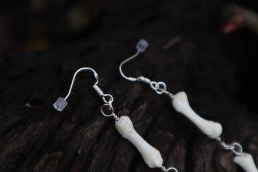 Fluid Porcupine Toe Earrings
