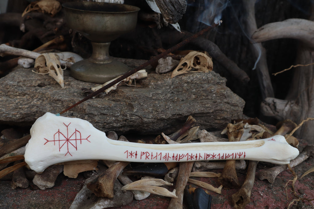 The Night of Time - Wolf Tibia Incense Burner