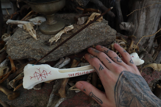 The Night of Time - Wolf Tibia Incense Burner