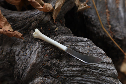 Kitten Tibia Knife