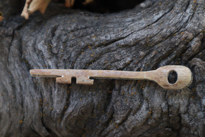 Great Pyrenees Bone Skeleton Key