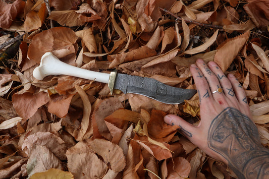 Damascus Wolf Femur Knife