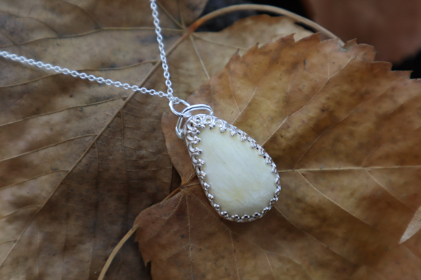Bobcat Patella Necklace