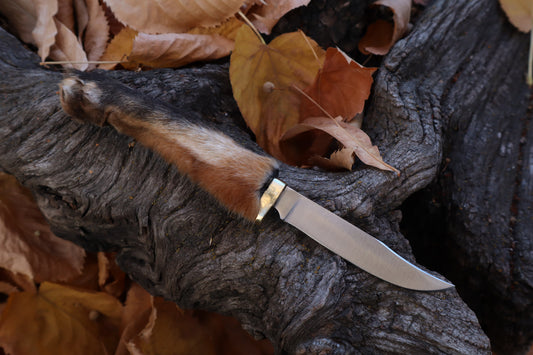 Red Fox Paw Knife