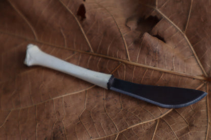 Kitten Tibia Knife