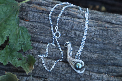 Clutched Pearl Necklace