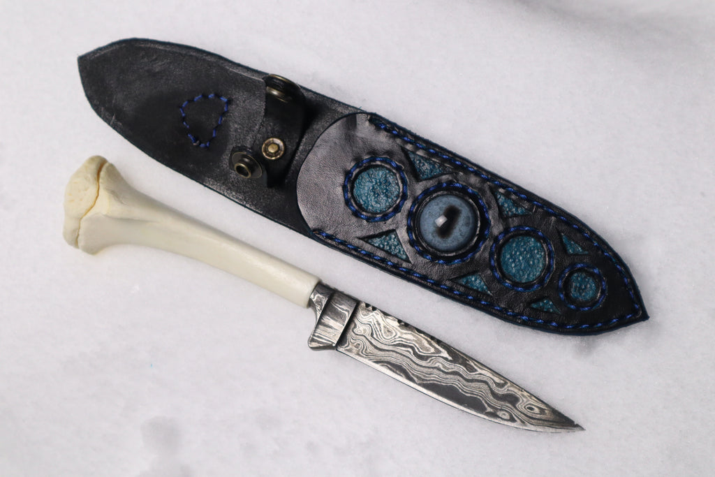 Damascus Whitetail Fawn Eye Knife