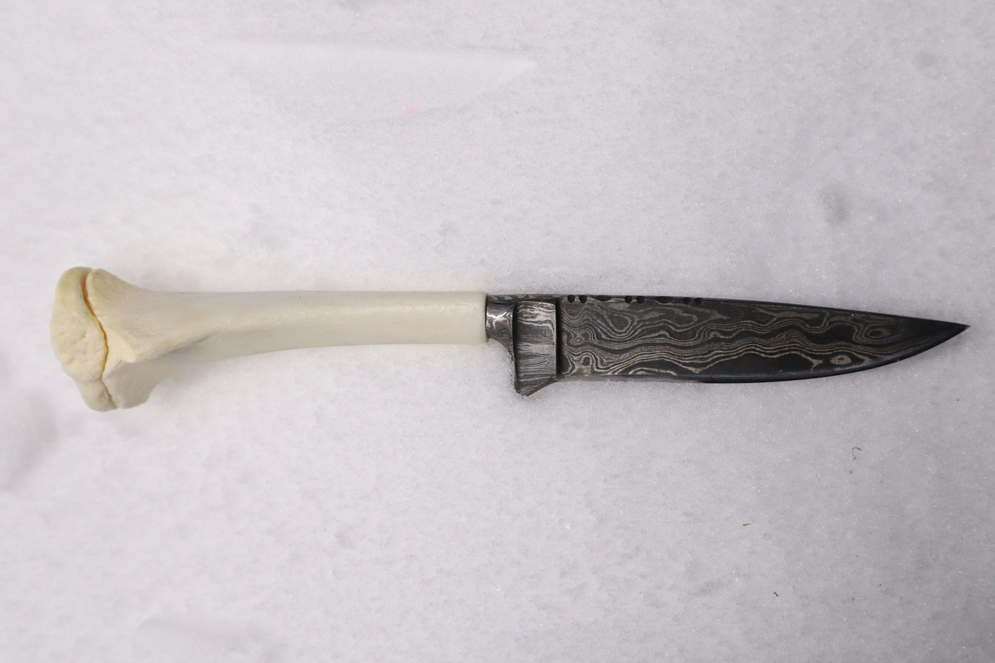 Damascus Whitetail Fawn Eye Knife