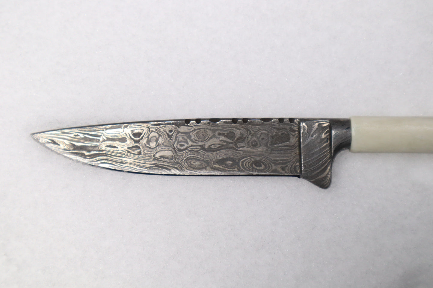 Damascus Whitetail Fawn Eye Knife