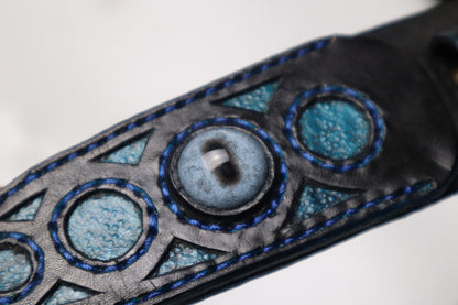 Damascus Whitetail Fawn Eye Knife
