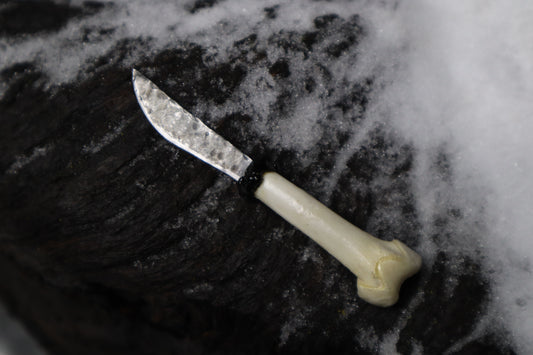 Kitten Femur Knife