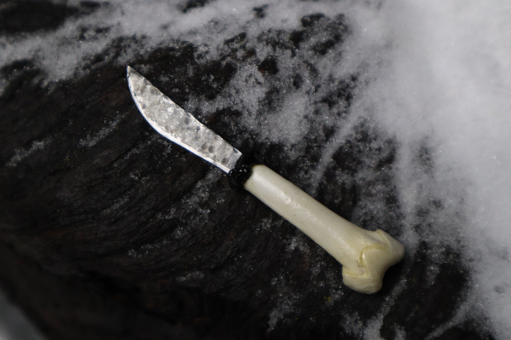 Kitten Femur Knife