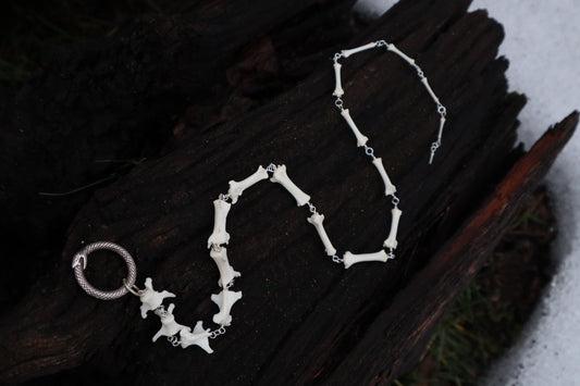 Fluid Red Fox Tail Articulation with Ouroboros Ring