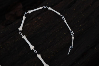 Fluid Red Fox Tail Articulation with Ouroboros Ring