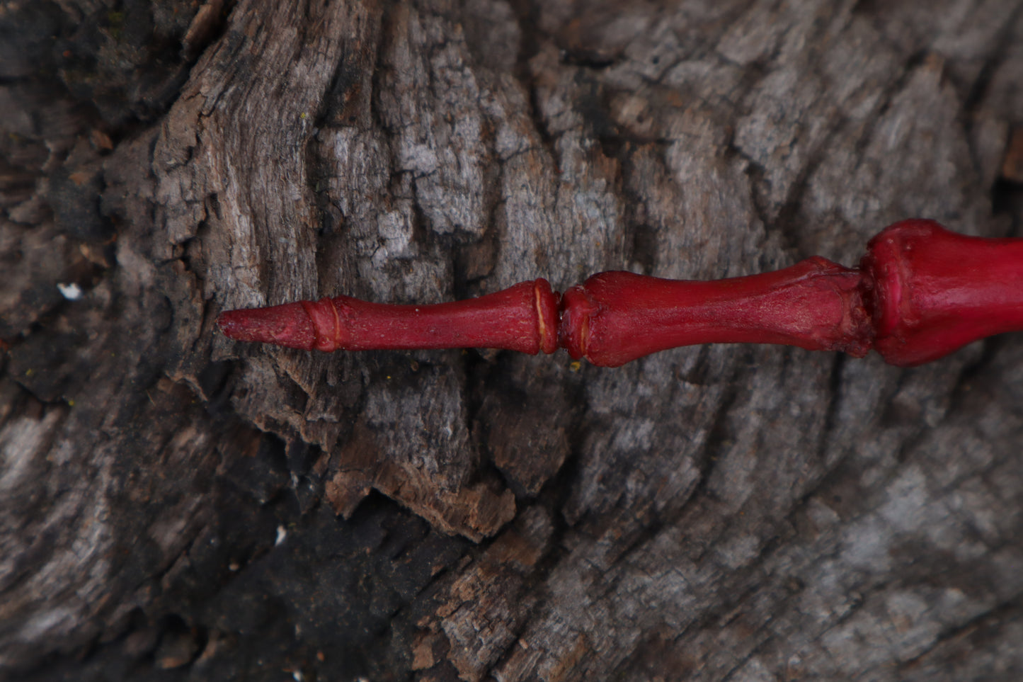 Naturally Stained Elk Tail Articulation