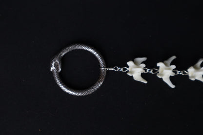 Fluid Domestic Cat Tail Articulation with Ouroboros Ring