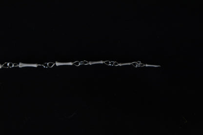 Fluid Domestic Cat Tail Articulation with Ouroboros Ring
