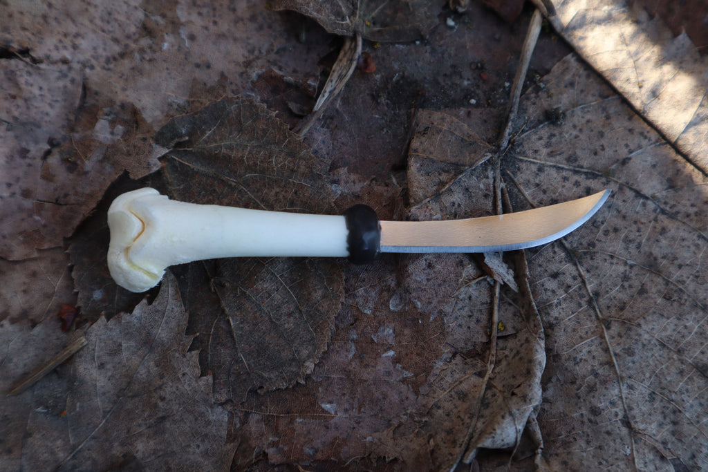 Kitten Femur Knife