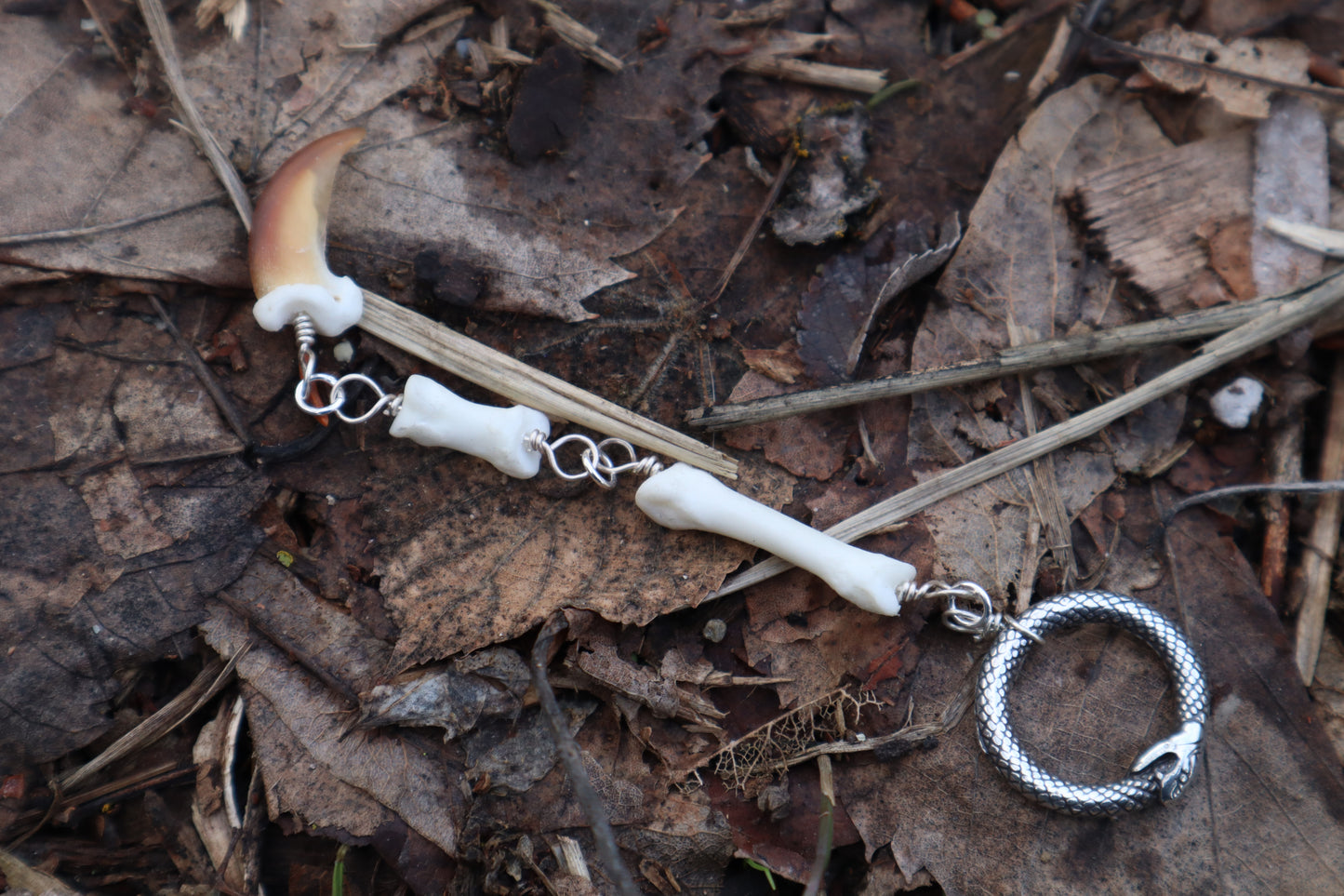 Dead Man's Toe - Fluid Articulated Coyote Finger