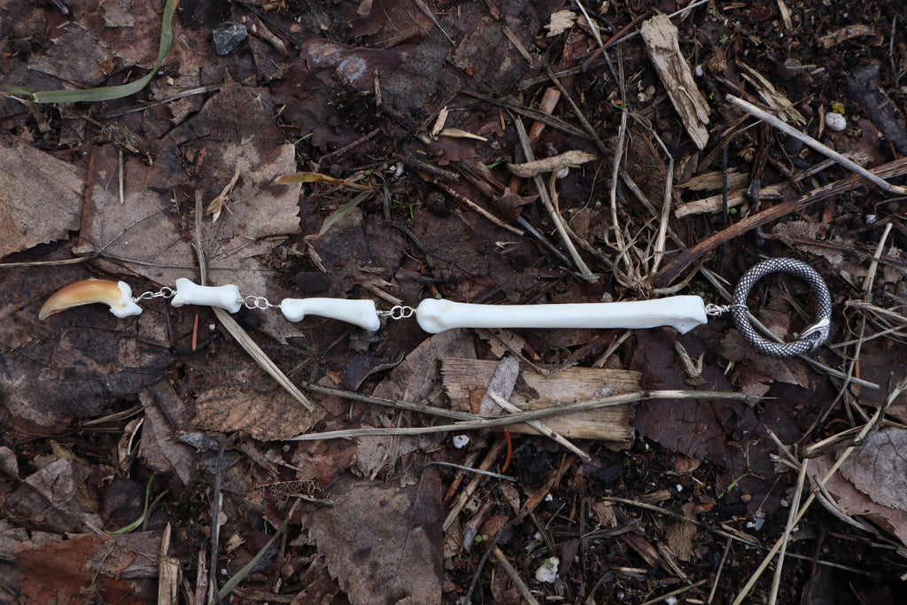 Dead Man's Toe - Fluid Articulated Coyote Finger
