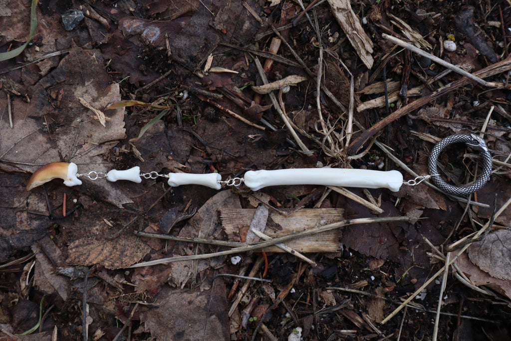 Dead Man's Toe - Fluid Articulated Coyote Finger