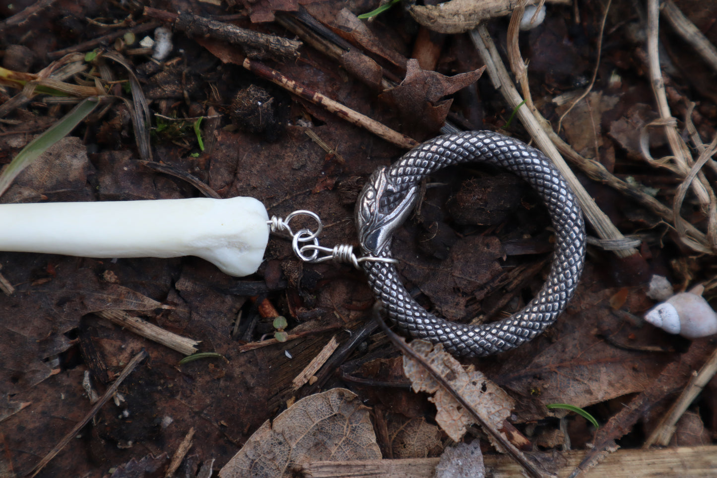 Dead Man's Toe - Fluid Articulated Coyote Finger