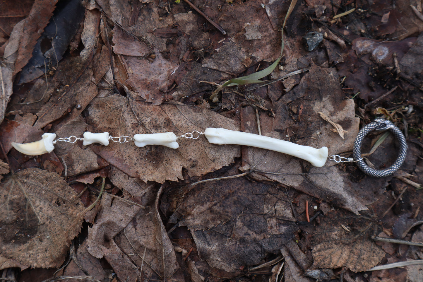Dead Man's Toe - Fluid Articulated Coyote Finger