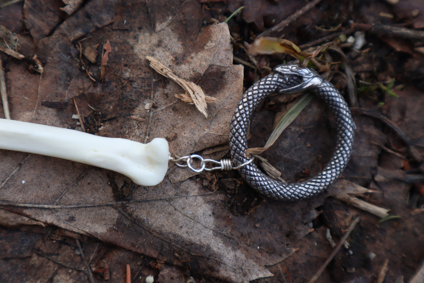Dead Man's Toe - Fluid Articulated Coyote Finger