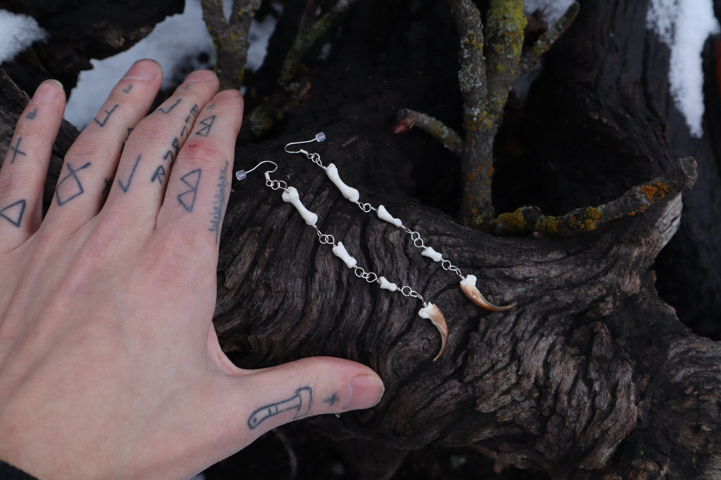 Fluid Porcupine Toe Earrings