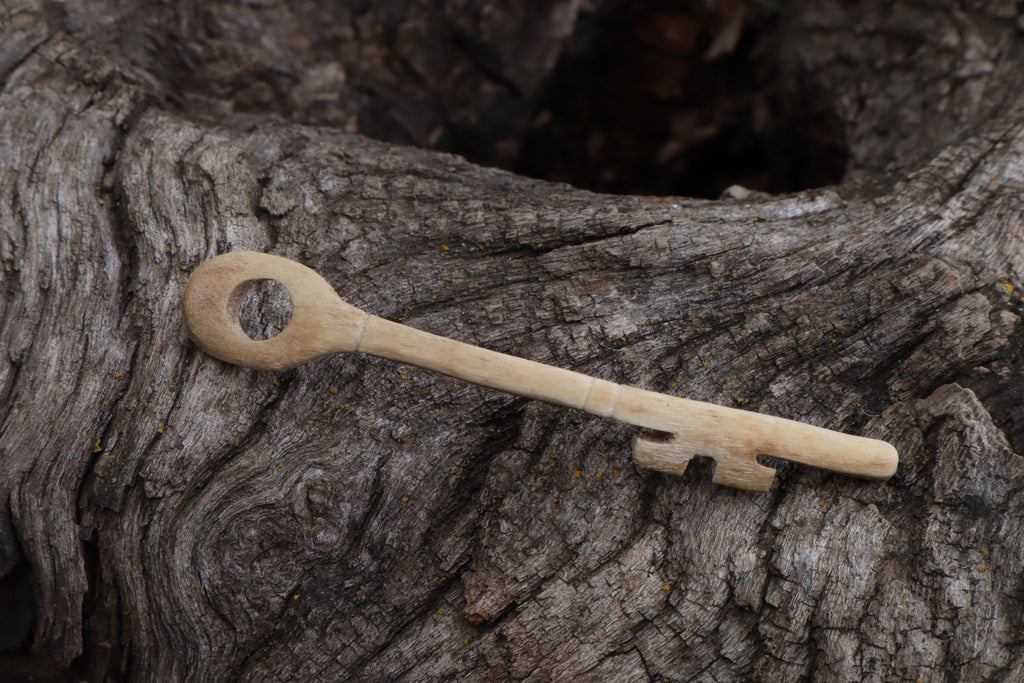 German Shepherd Skeleton Key