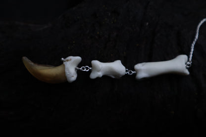 Gray Wolf Lariat Necklace