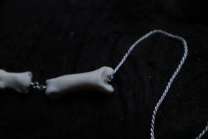 Gray Wolf Lariat Necklace