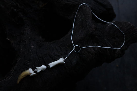 Gray Wolf Lariat Necklace