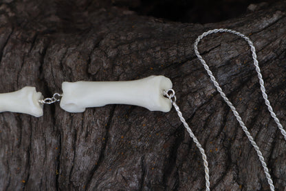 Gray Wolf Lariat Necklace