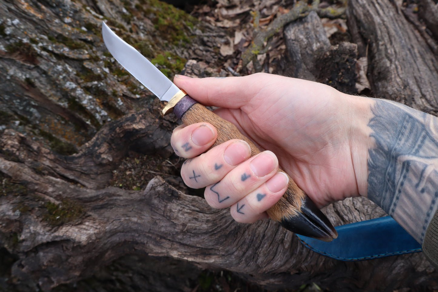 Whitetail Deer Hoof Knife with Leather Sheath