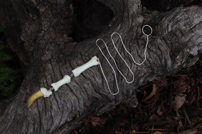 Gray Wolf Lariat Necklace