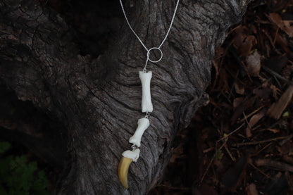 Gray Wolf Lariat Necklace