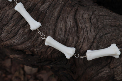Fluid Gray Wolf Tail Articulation with Ouroboros Ring