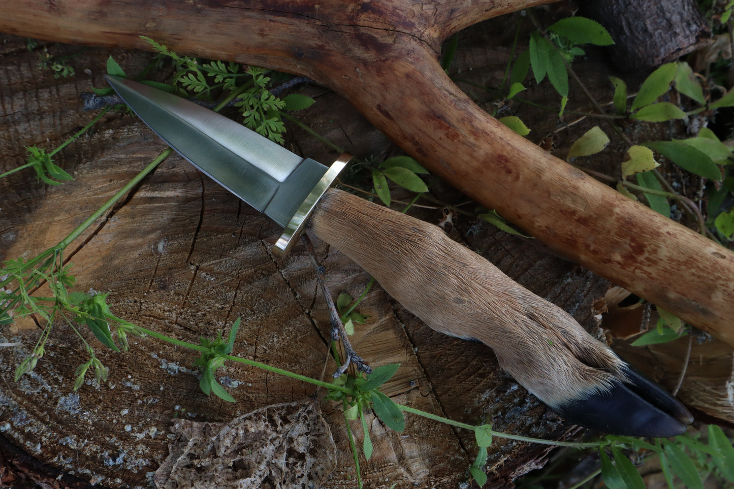 Reserved for Jailyn - Whitetail Deer Hoof Dagger