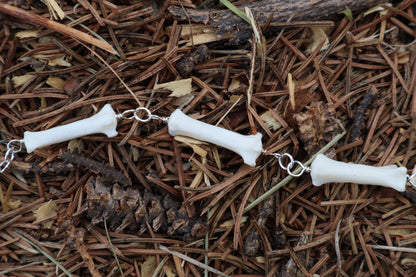 Fluid Raccoon Tail Articulation with Ouroboros Ring