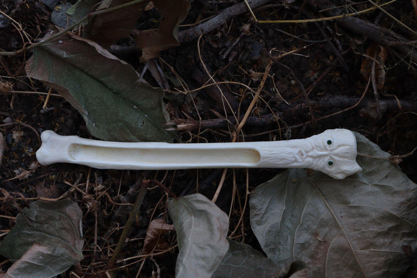 Emerald Eyes Gray Wolf Bone Incense Burner