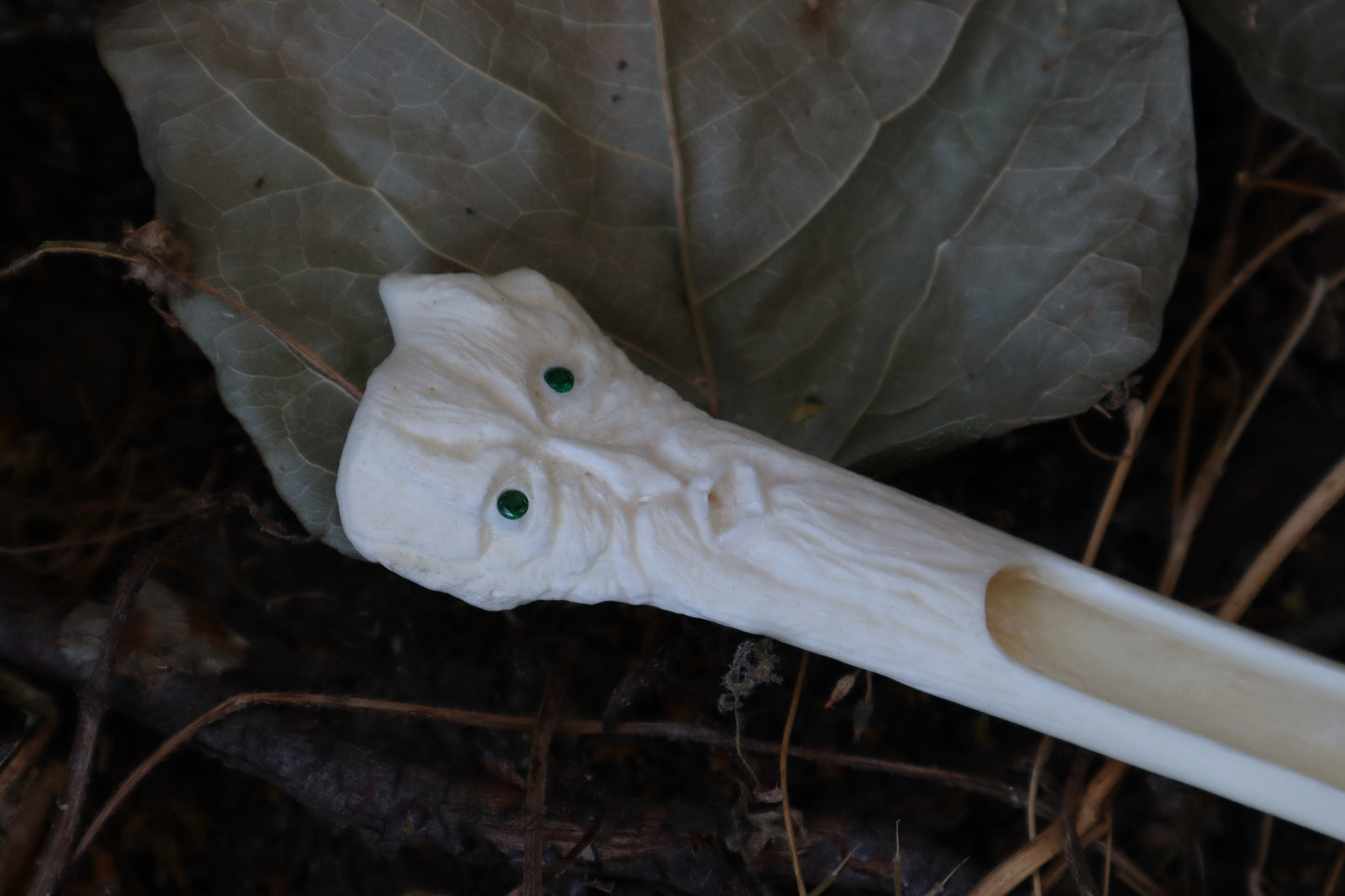 Emerald Eyes Gray Wolf Bone Incense Burner
