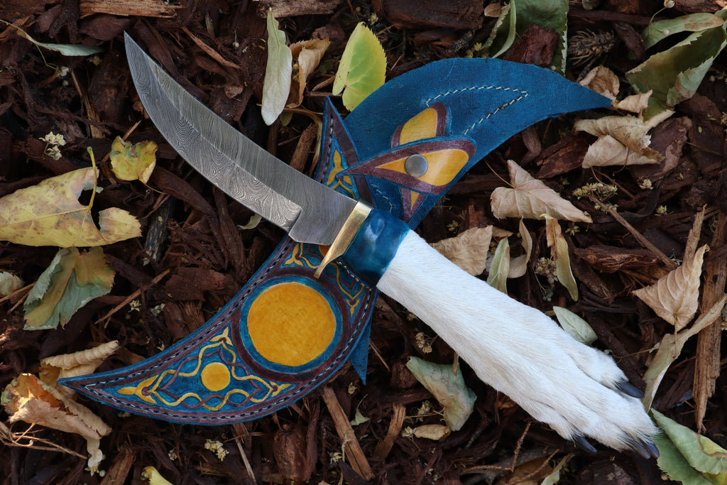 Damascus Gray Wolf Paw Knife with Crescent Moon Sheath