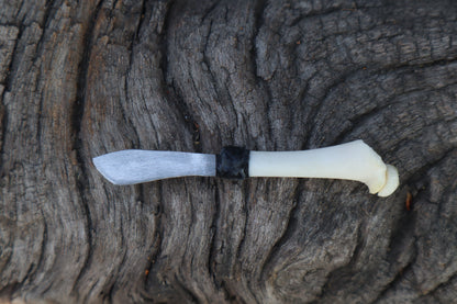 Kitten Femur Knife