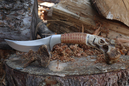 Nifhel Knife with Sacrum Stand