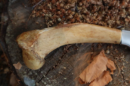 Nifhel Knife with Sacrum Stand