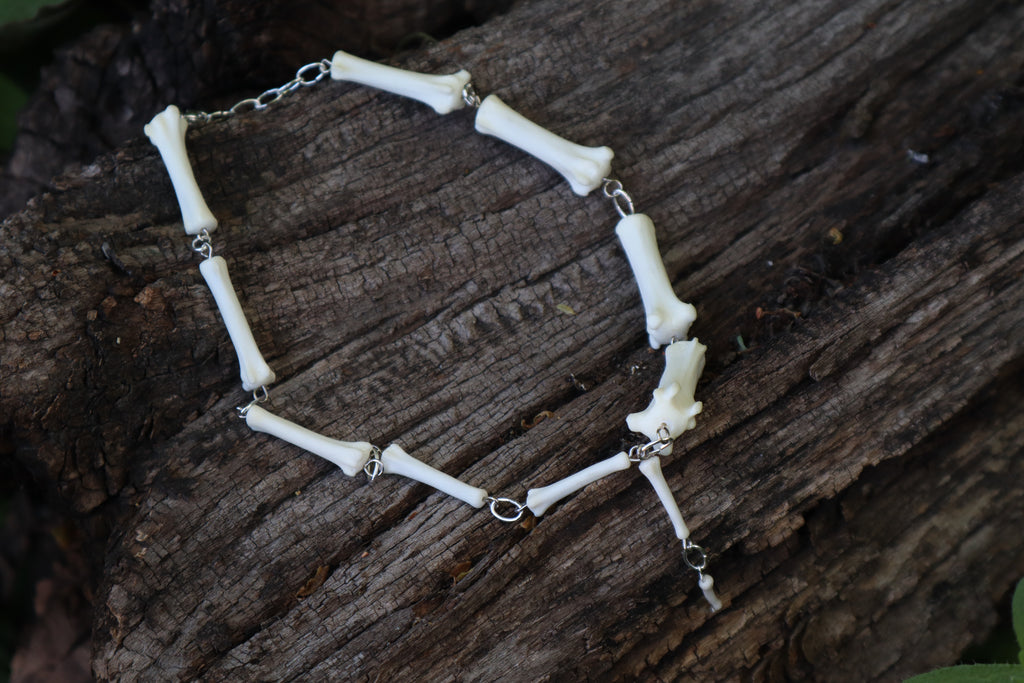 Articulated Gray Wolf Tail Necklace