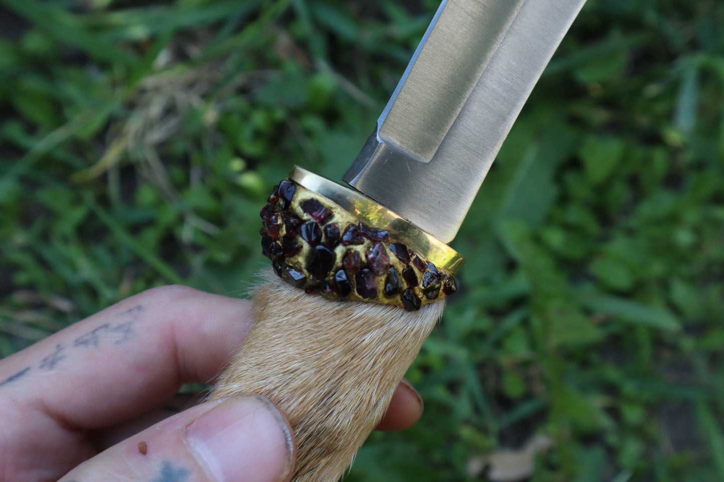 Coyote Paw Knife and Sheath
