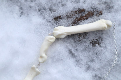 Mountain Lion Toe Pendulum with a Tigers Eye Point