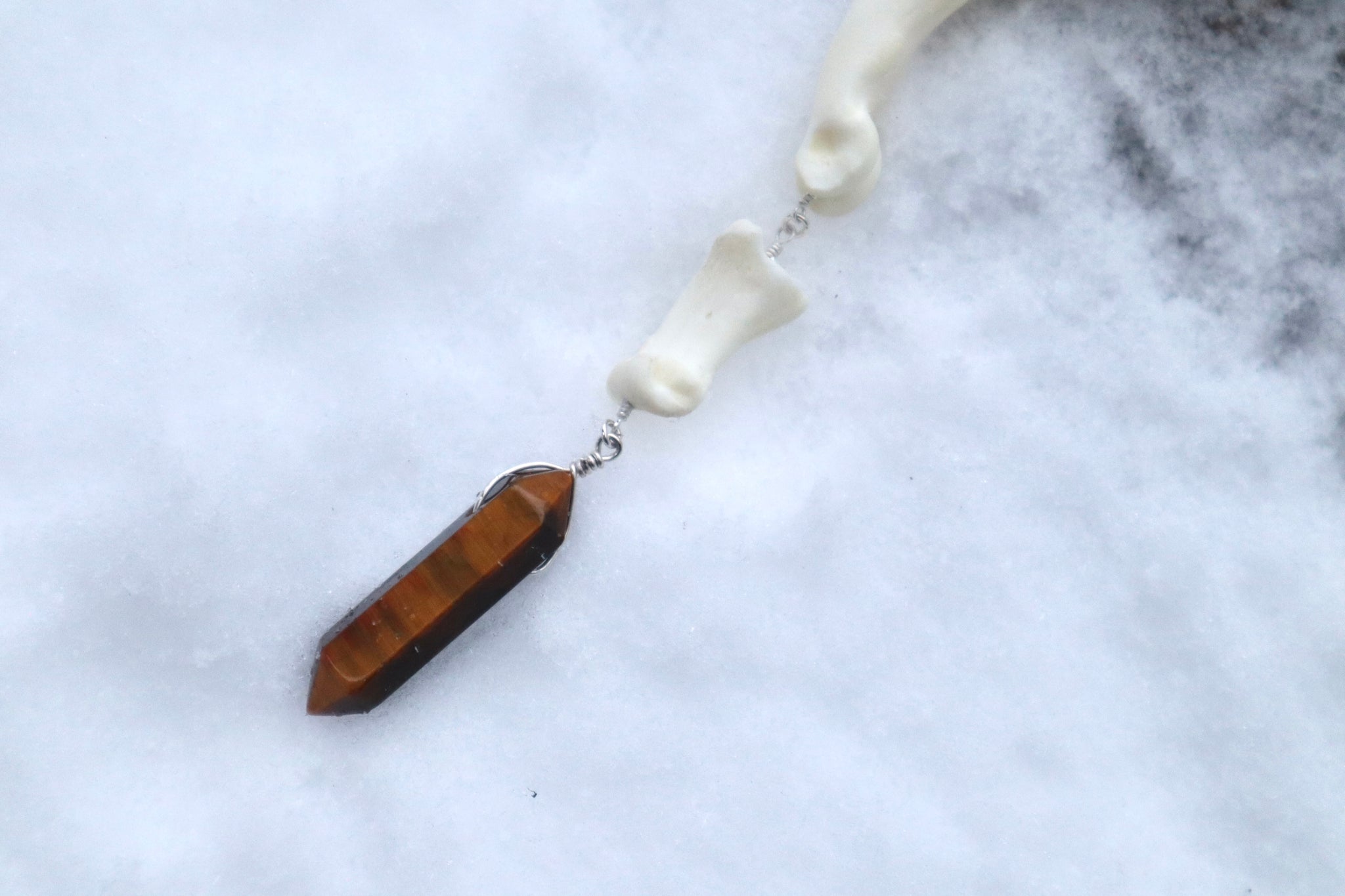 Mountain Lion Toe Pendulum with a Tigers Eye Point